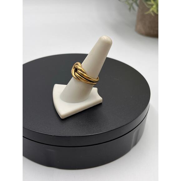 Premier Designs Signed Matte Brushed Hold Tone Love Knot Ring Sz 8.25 - Picture 3 of 5